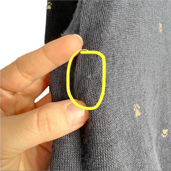 Grace & Mila Navy Blue Gold Glitter Paw Print Button Back Woven Blouse - Picture 5 of 14